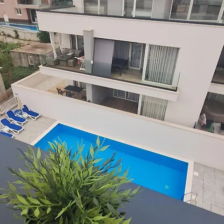A&m Trogir